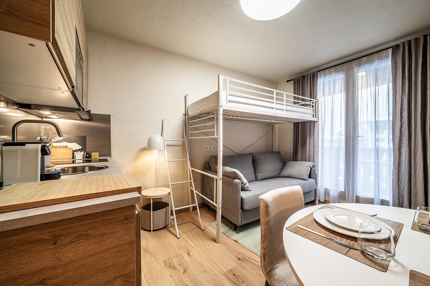 Chamonix centre - Studio Iris Aiguille du Midi view